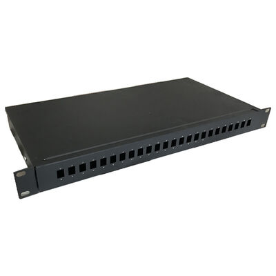 แผงแพทช์ไฟเบอร์ออปติกแบบยึดกับแร็ค 1U 19 "24 พอร์ต ODF SC Simplex Adapter