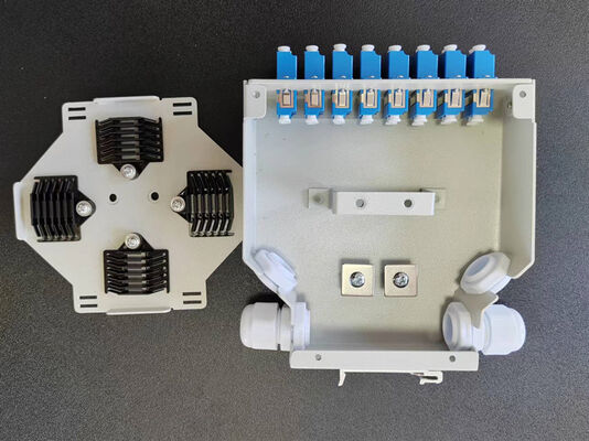 กล่องเทอร์มินัลราง Din ไฟเบอร์ออปติก 24 แกนพร้อม 12 ชิ้น Lc / Apc Duplex Aadapter