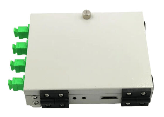 กล่องเลิกจ้างไฟเบอร์แบบติดผนังขนาดเล็ก 4 พอร์ต SC Clamshell FTTD