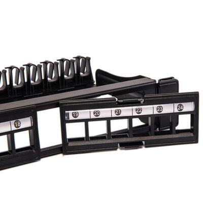 แผงแพทช์เครือข่าย CAT5 CAT6 UTP ว่างที่ไม่ได้โหลดแผงแพทช์พอร์ต RJ45 24