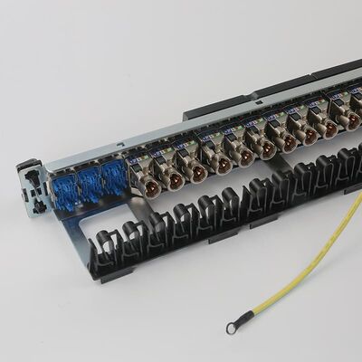 แผงแพทช์เครือข่าย UTP รวมแผงแพทช์พอร์ต RJ45 1U 24