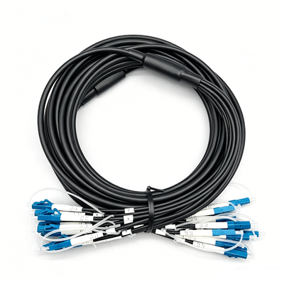 สายแพทช์ไฟเบอร์หุ้มเกราะสำเร็จรูปแบบกำหนดเอง 6 12 24 คอร์ LC SC Connector OS2 Single Mode 5.0mm สายเคเบิลภายนอกสีดำ